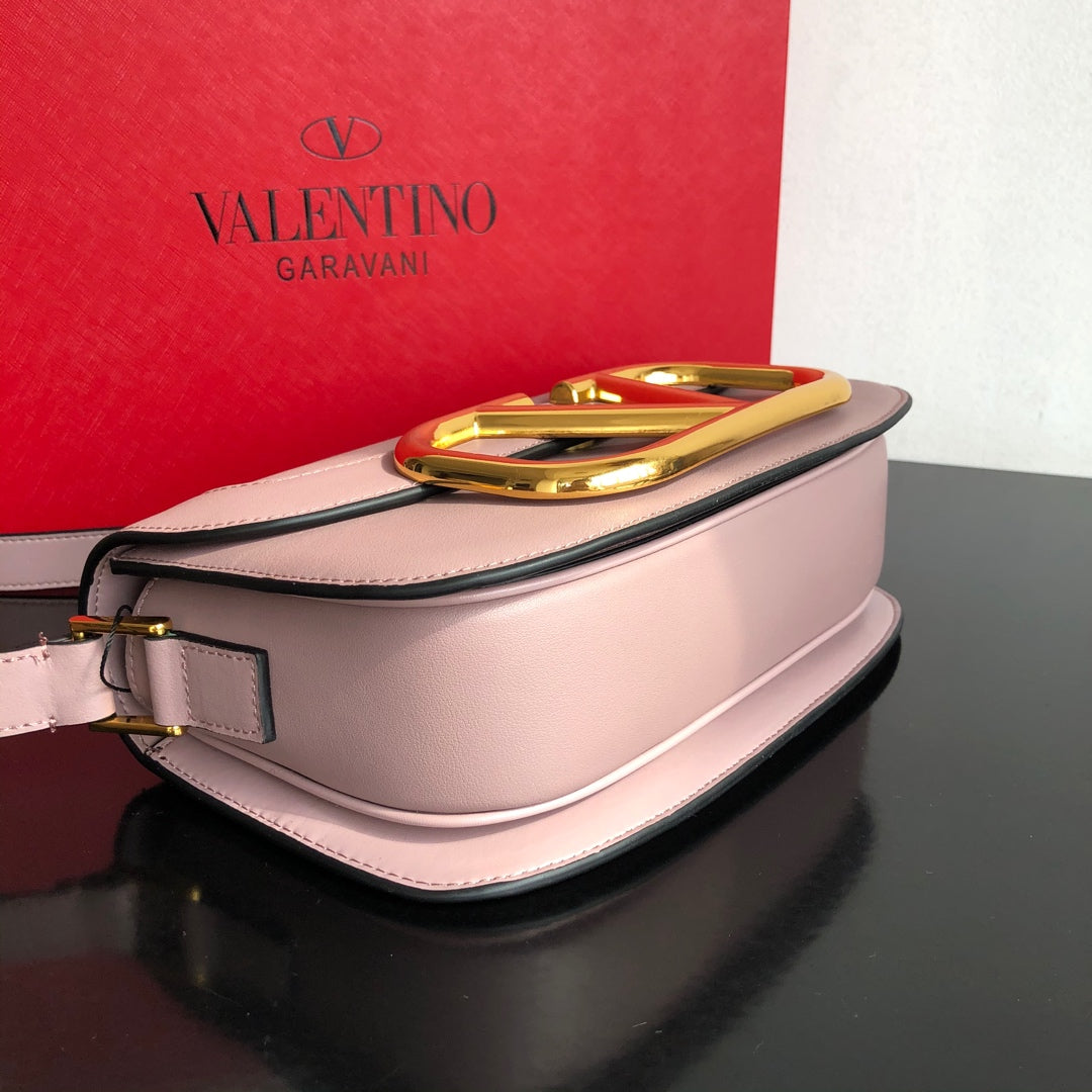 5A45BDE Stylish leather bag 