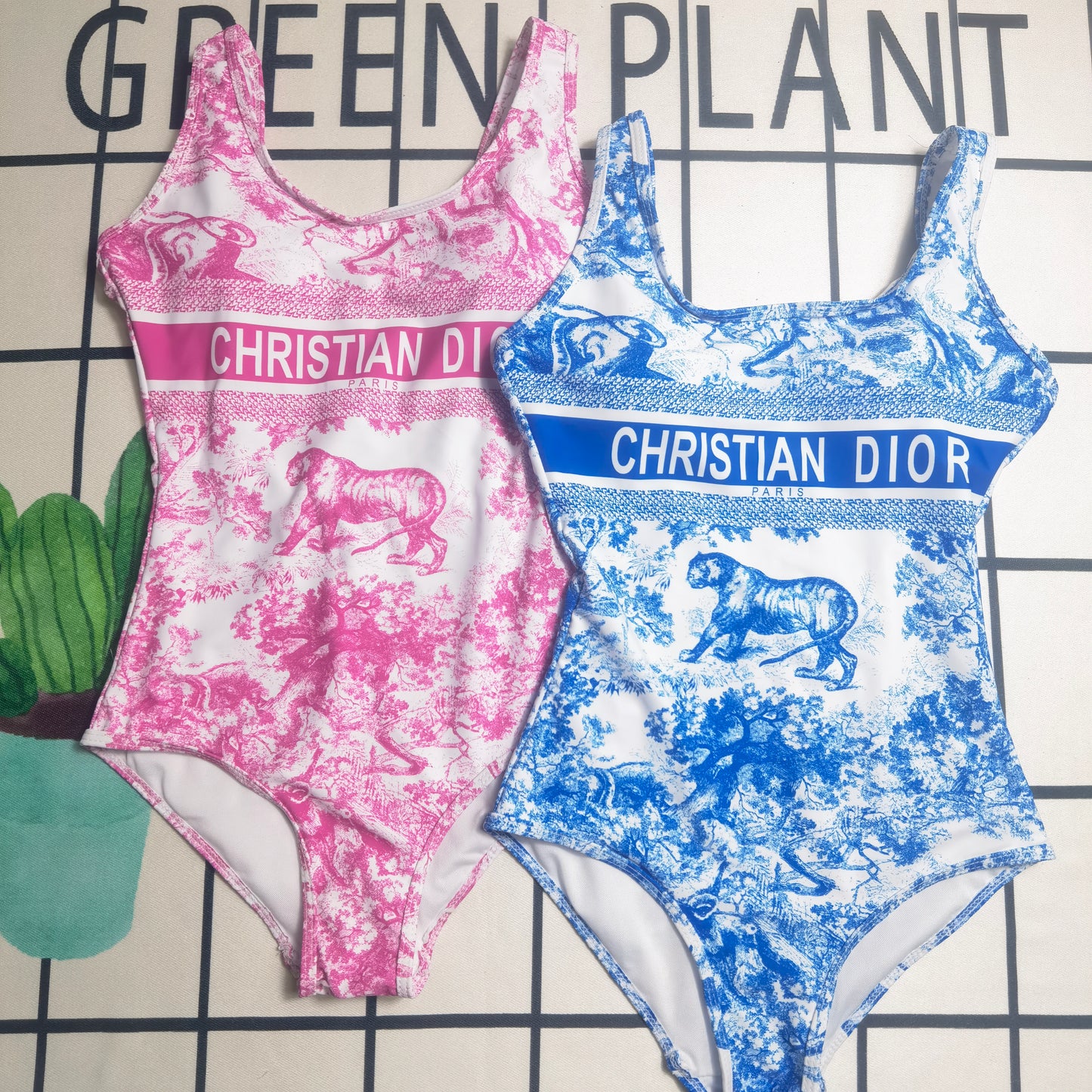 135ZD322YDE Stylish Bikini swimsuit