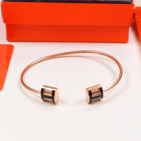 BH36KDE Stylish Bracelets