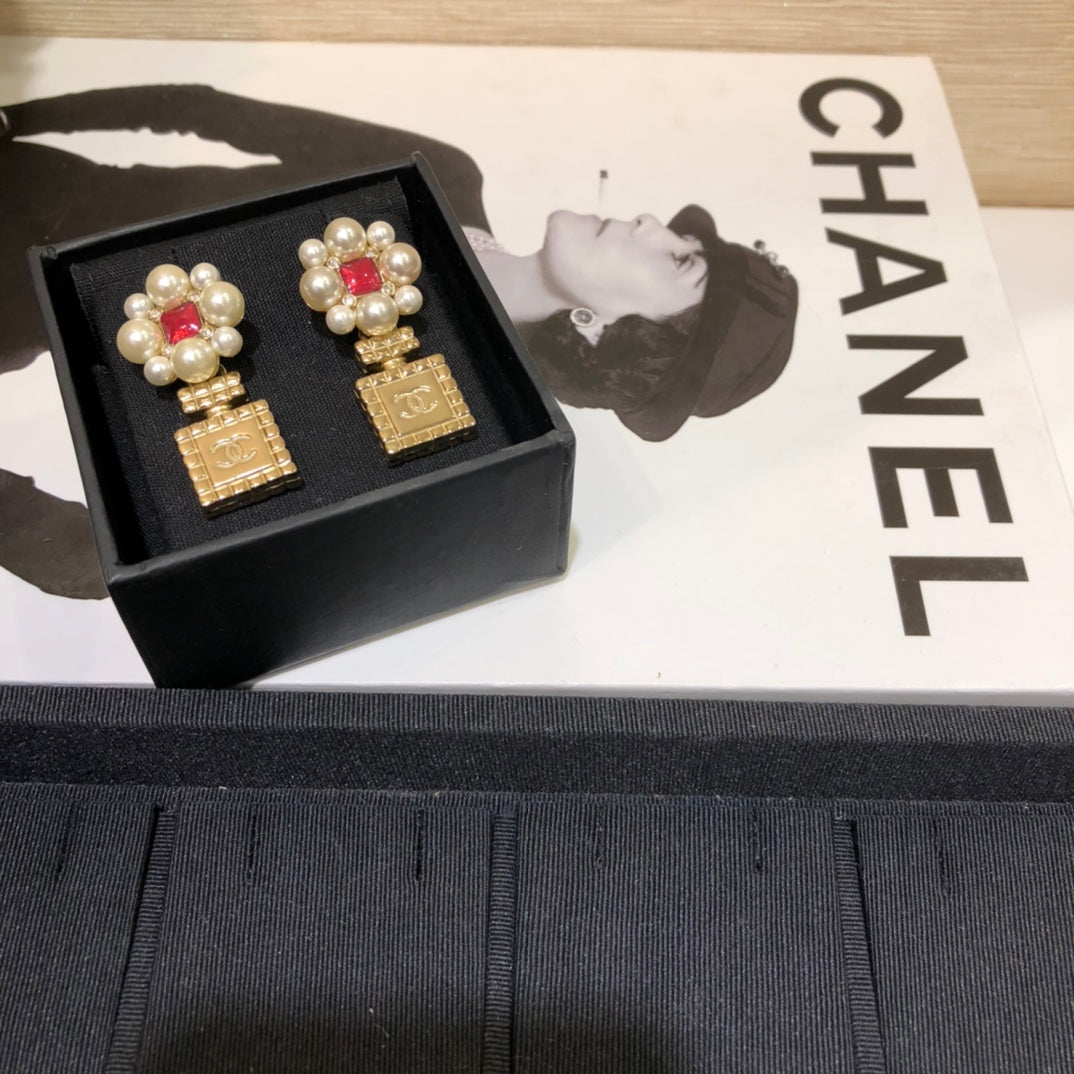 1YC281EDE Stylish Earrings