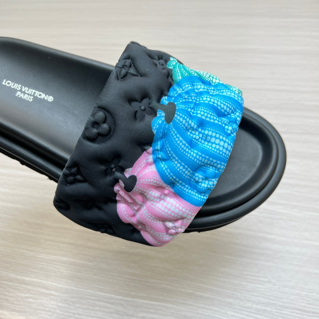 5YE154ZDE Stylish Slippers
