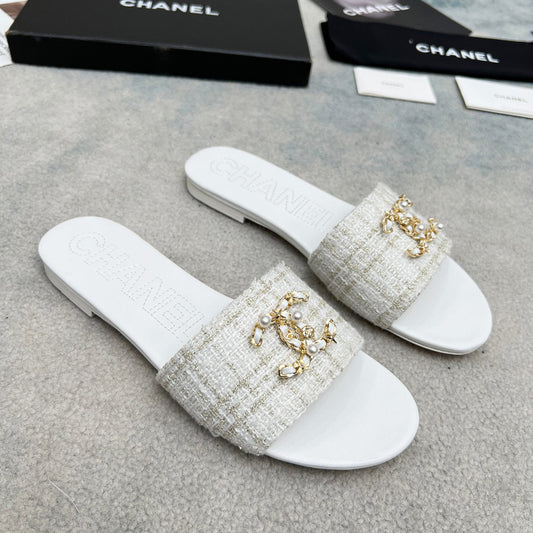 255QC21ZDE Stylish leather shoes
