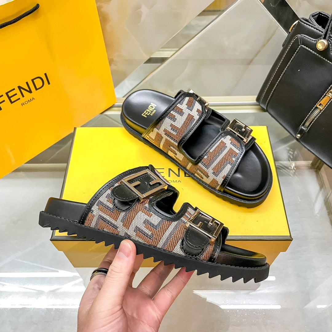 14F69ZDE Stylish slippers