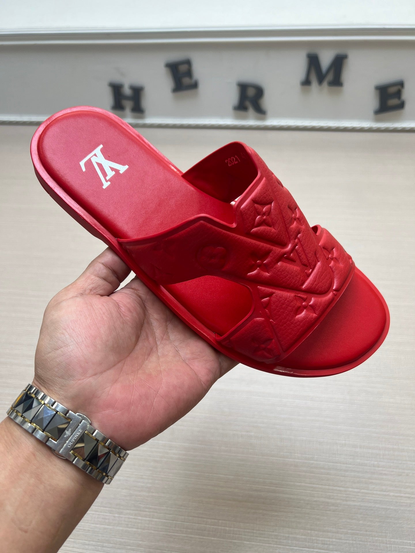 54E22ZDE Stylish slippers