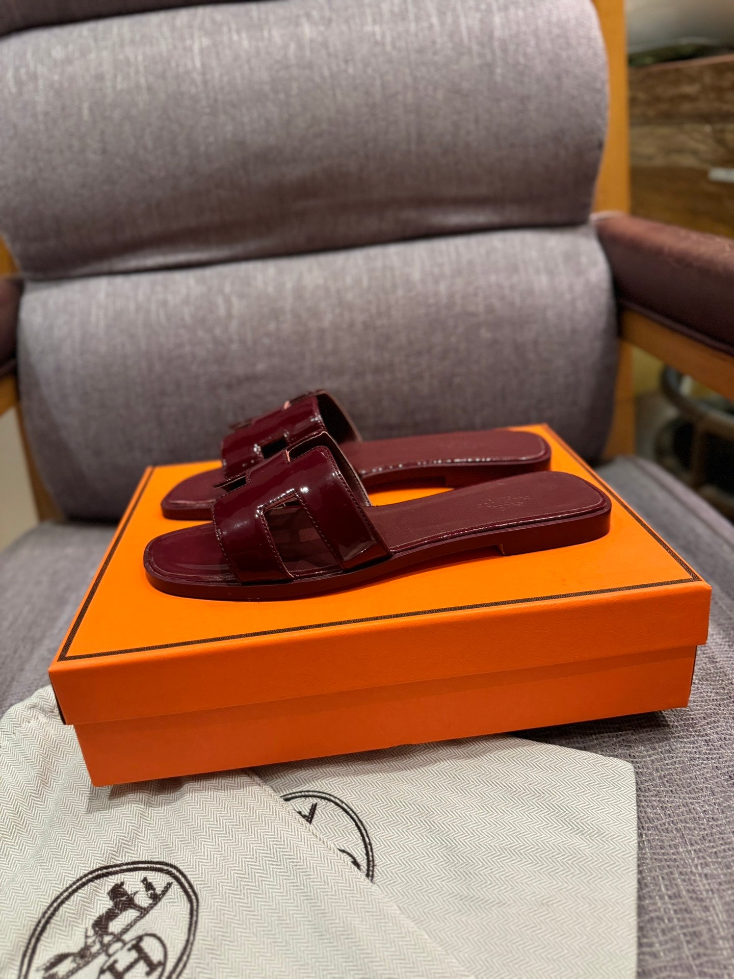 155ZH310ZDE Stylish Slippers
