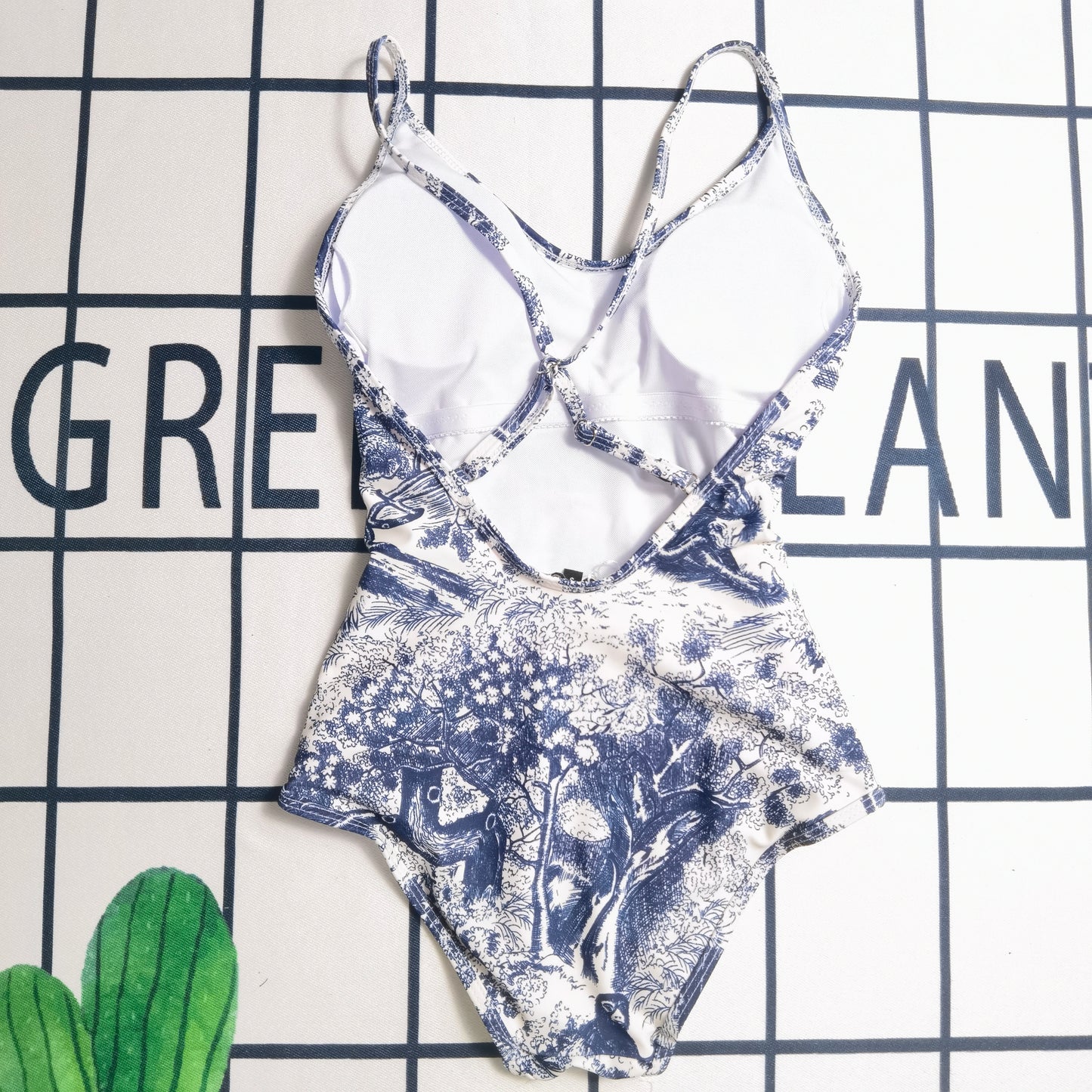 14A291YDE Stylish Bikini swimsuit