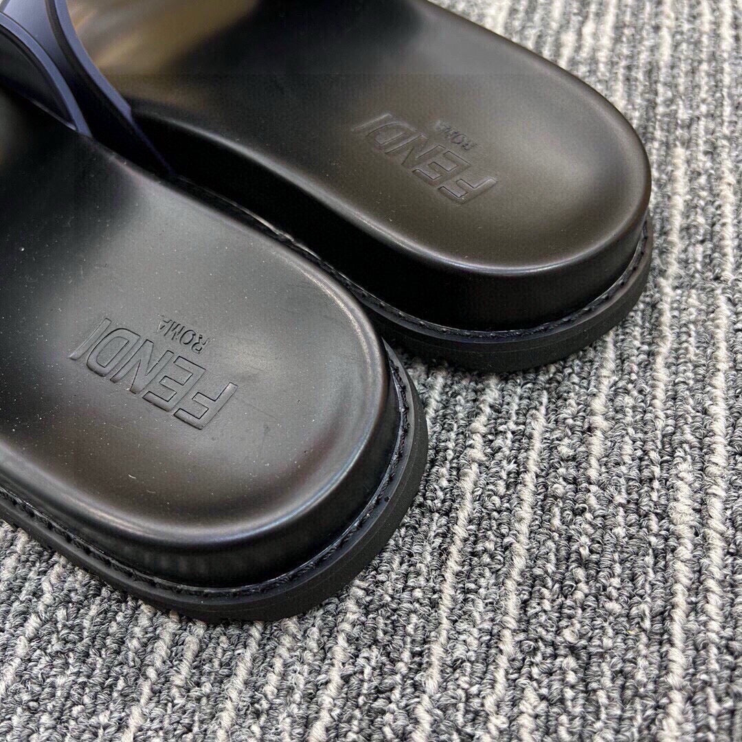 535ZF286ZDE Stylish Slippers