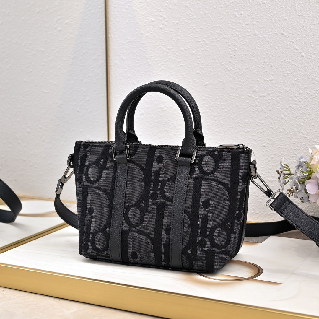 1XD65BDE Stylish bag