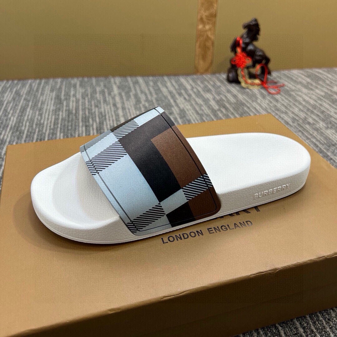 535ZR262ZDE Stylish Slippers