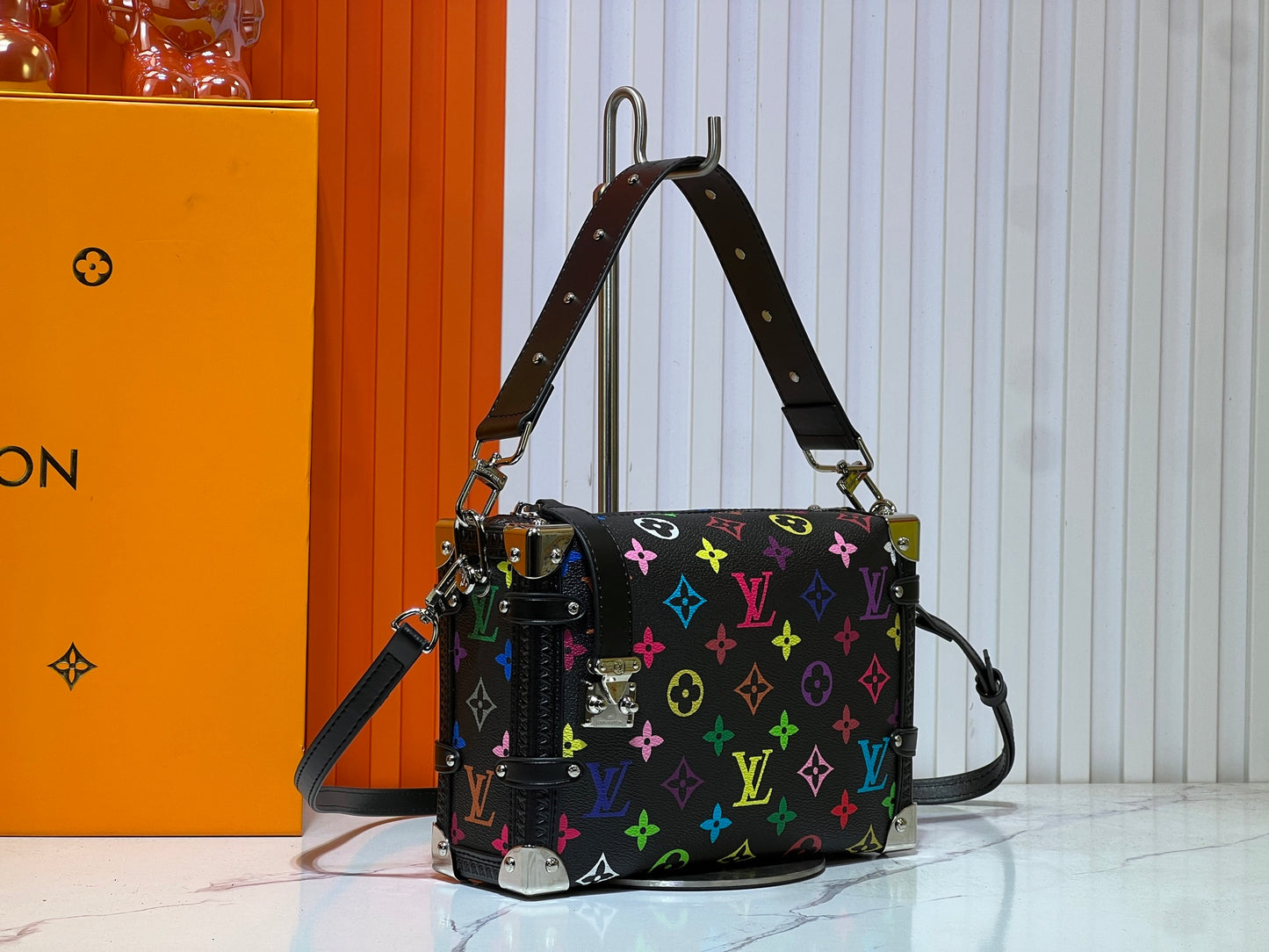 1WE101BDE Stylish leather bag