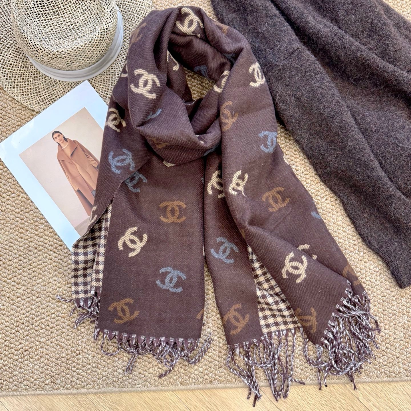 185ZC40WDE Stylish Winter Scarves