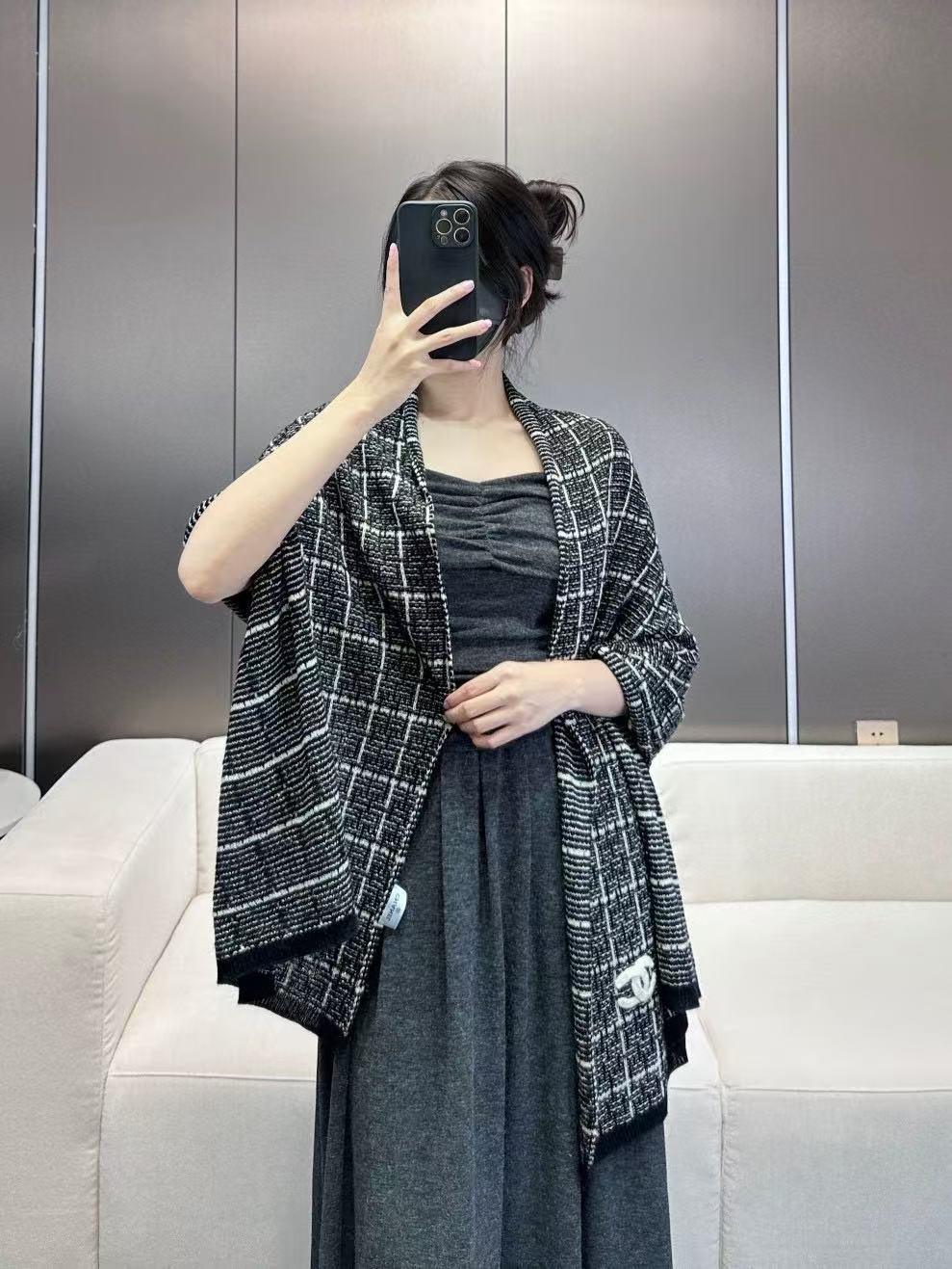 175RC59WDE Stylish Winter Scarves