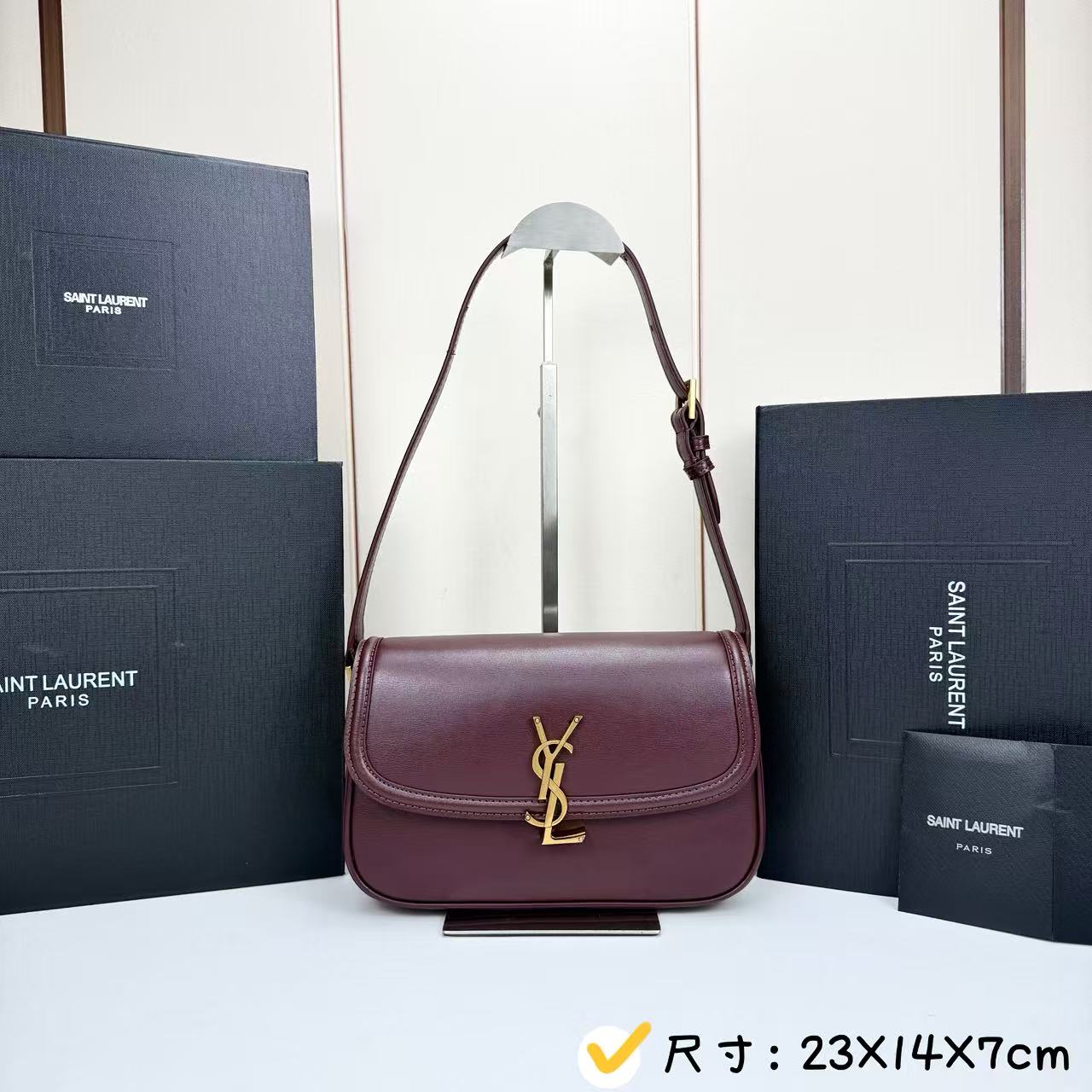 15RSL54BDE Stylish leather bag