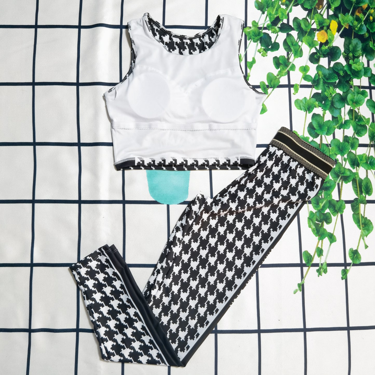 14D71YDE Stylish Long sleeve swimsuit