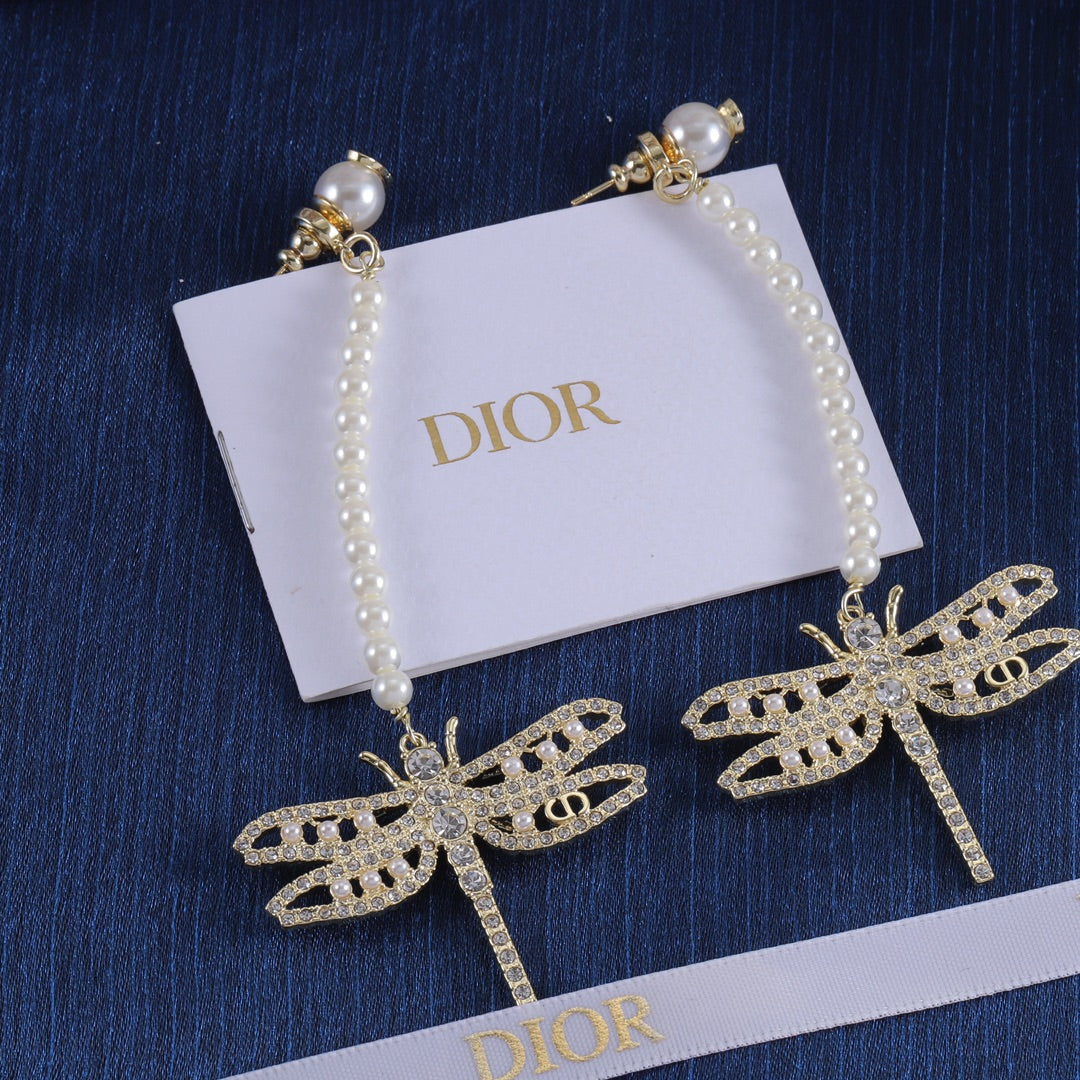 14D539EDE Stylish Earrings