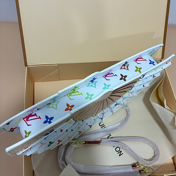 175NE22BDE Stylish leather bag