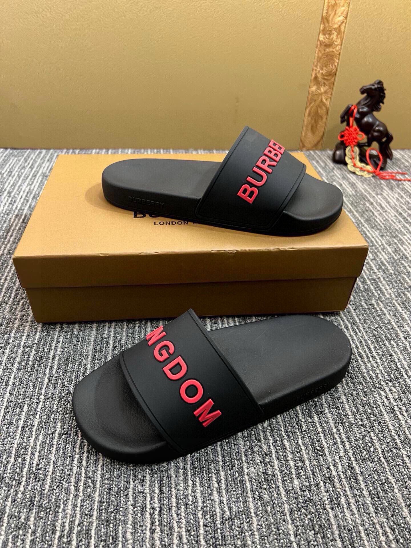 535ZR254ZDE Stylish Slippers