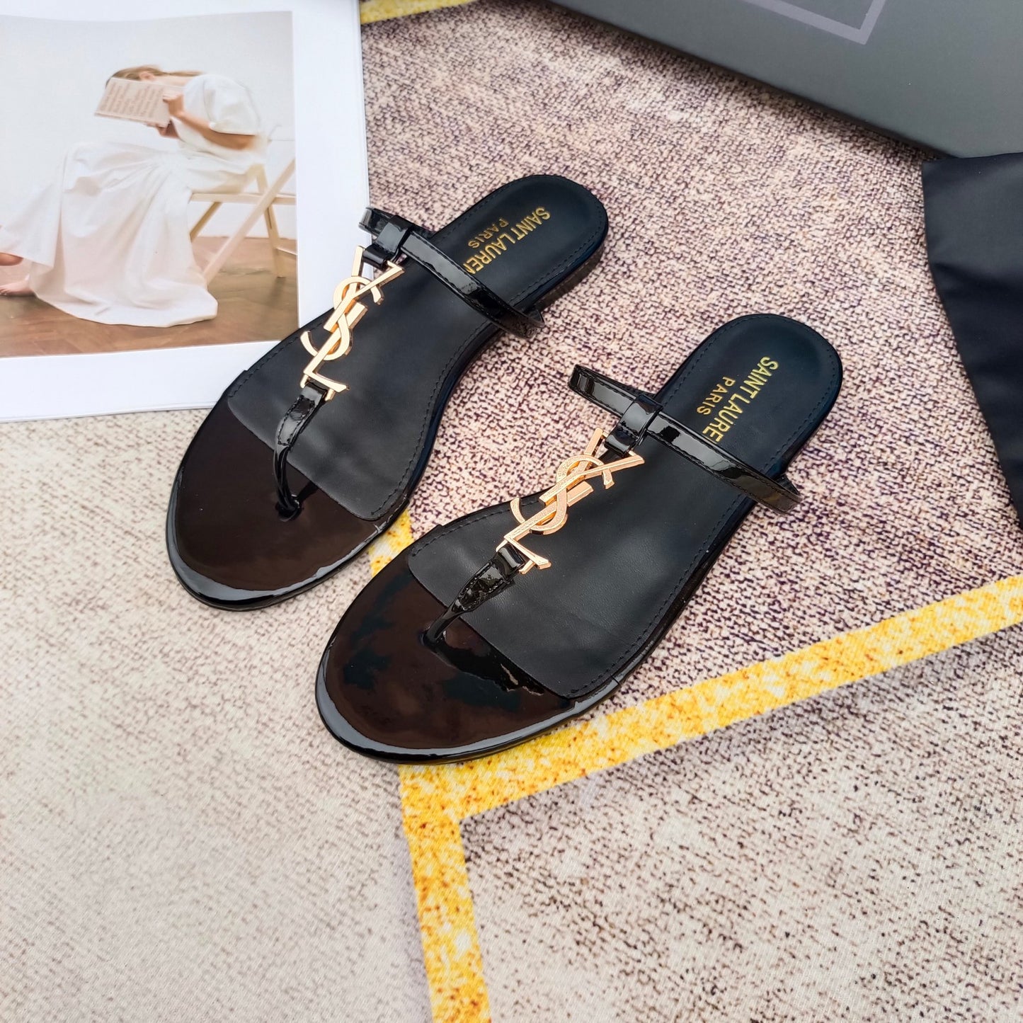 14SL44ZDE Stylish sandals
