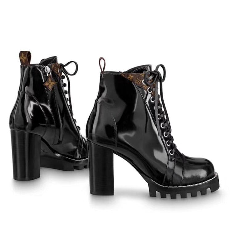 2E04ZDE Stylish Boots