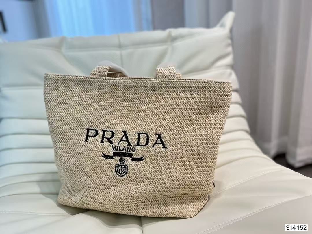 155NPD3BDE Stylish Woven bag