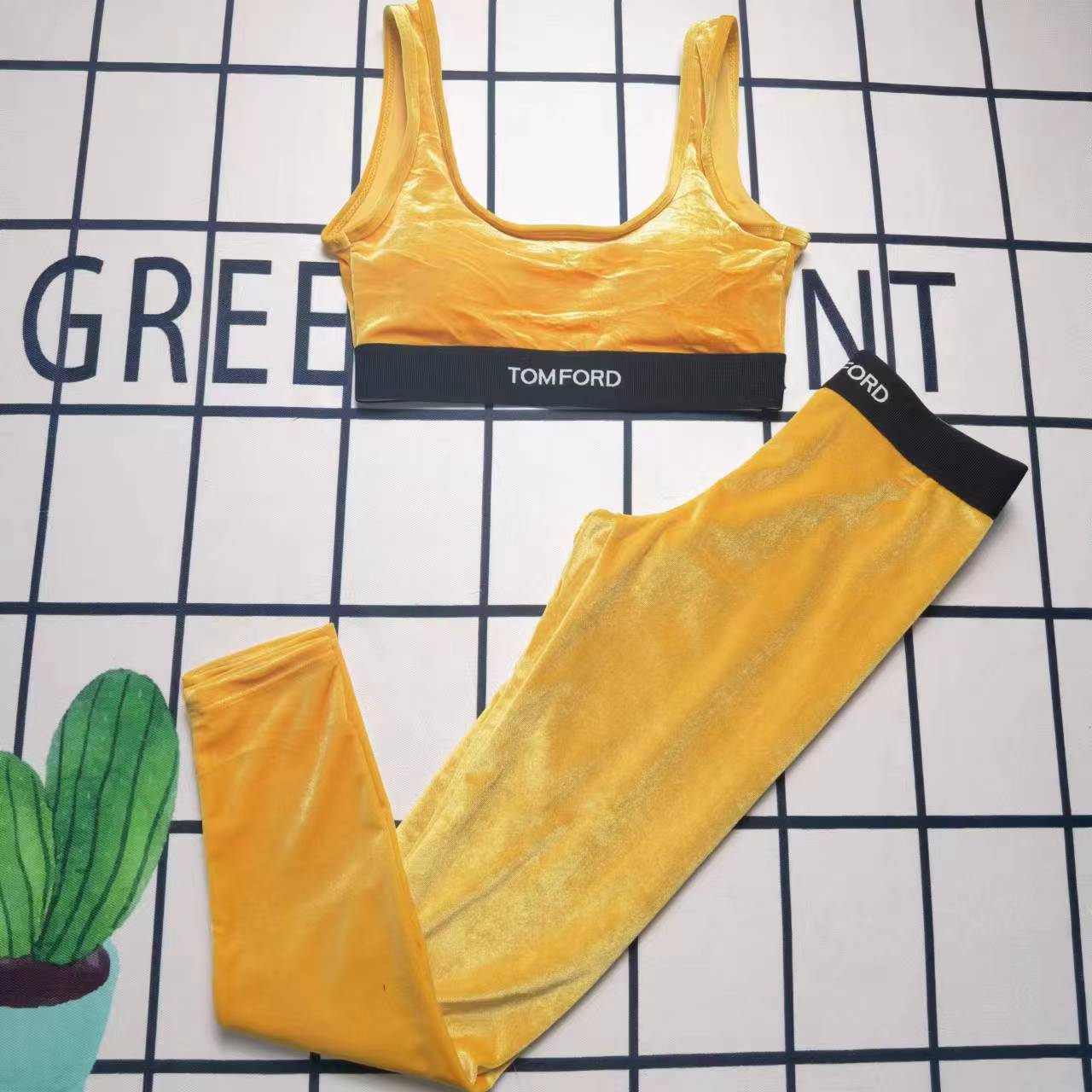 14A51YDE Stylish Long sleeve swimsuit