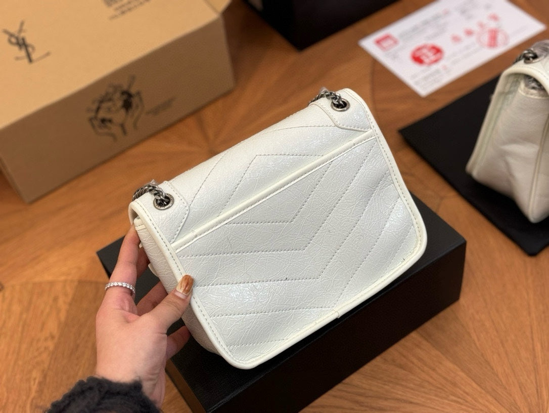 6XSL429BDE Stylish leather bag