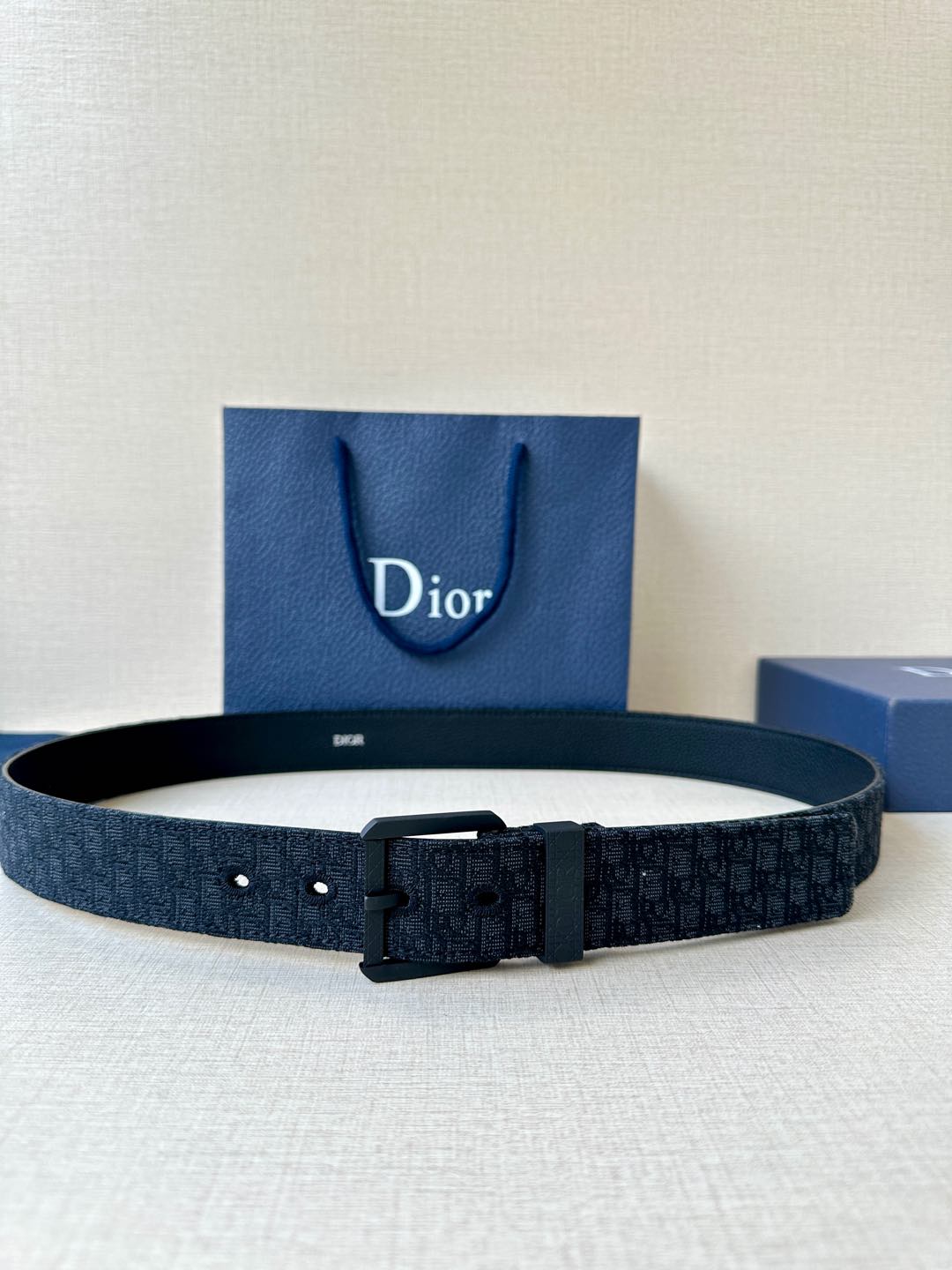 1WD156PDE Stylish  High quality belt With full package