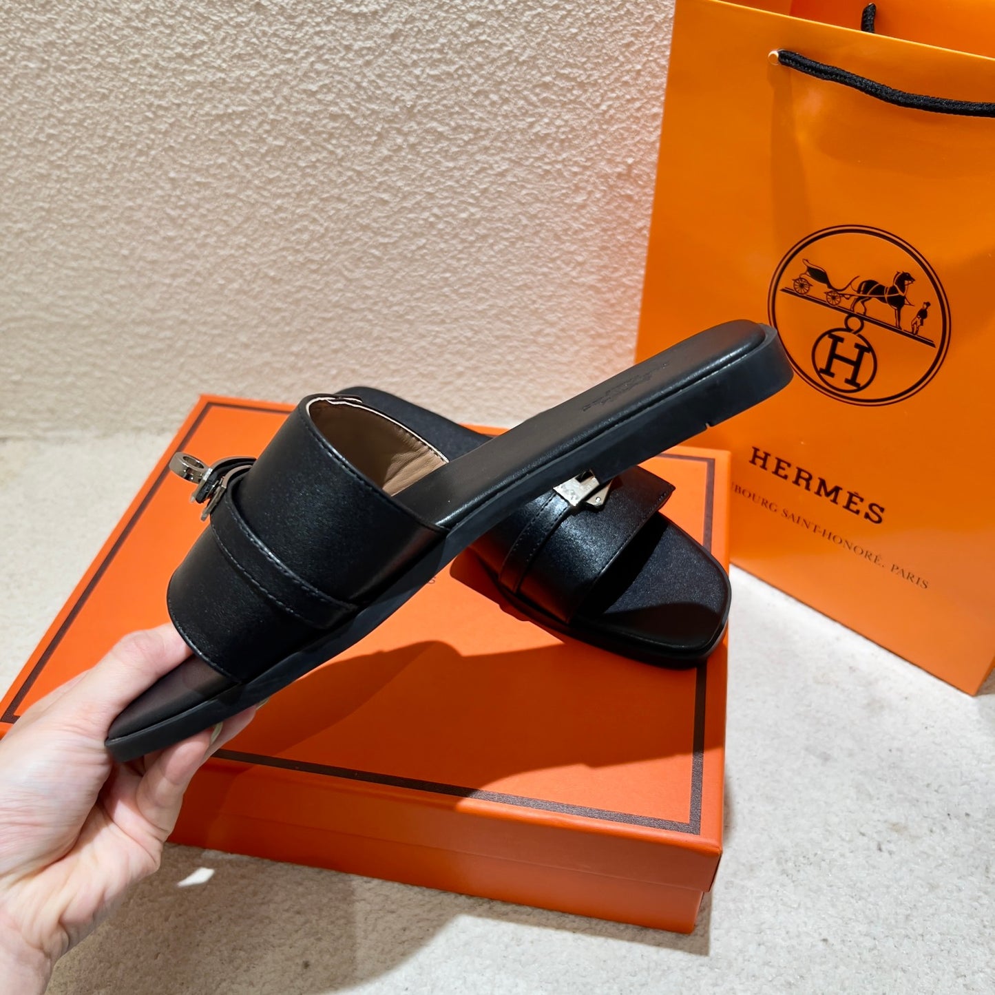 14H201ZDE Stylish Slippers