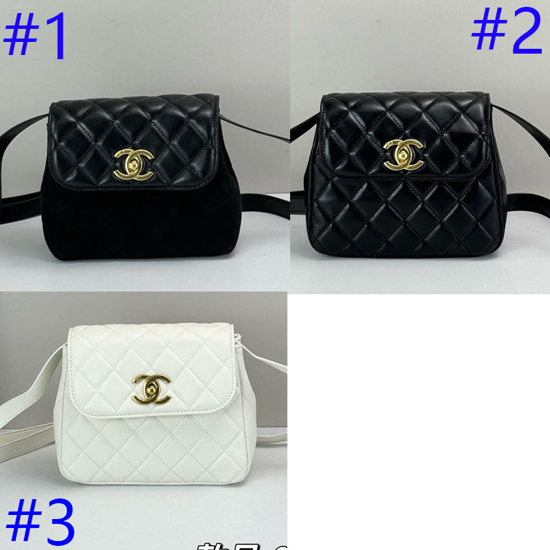15RC63BDE Stylish leather bag