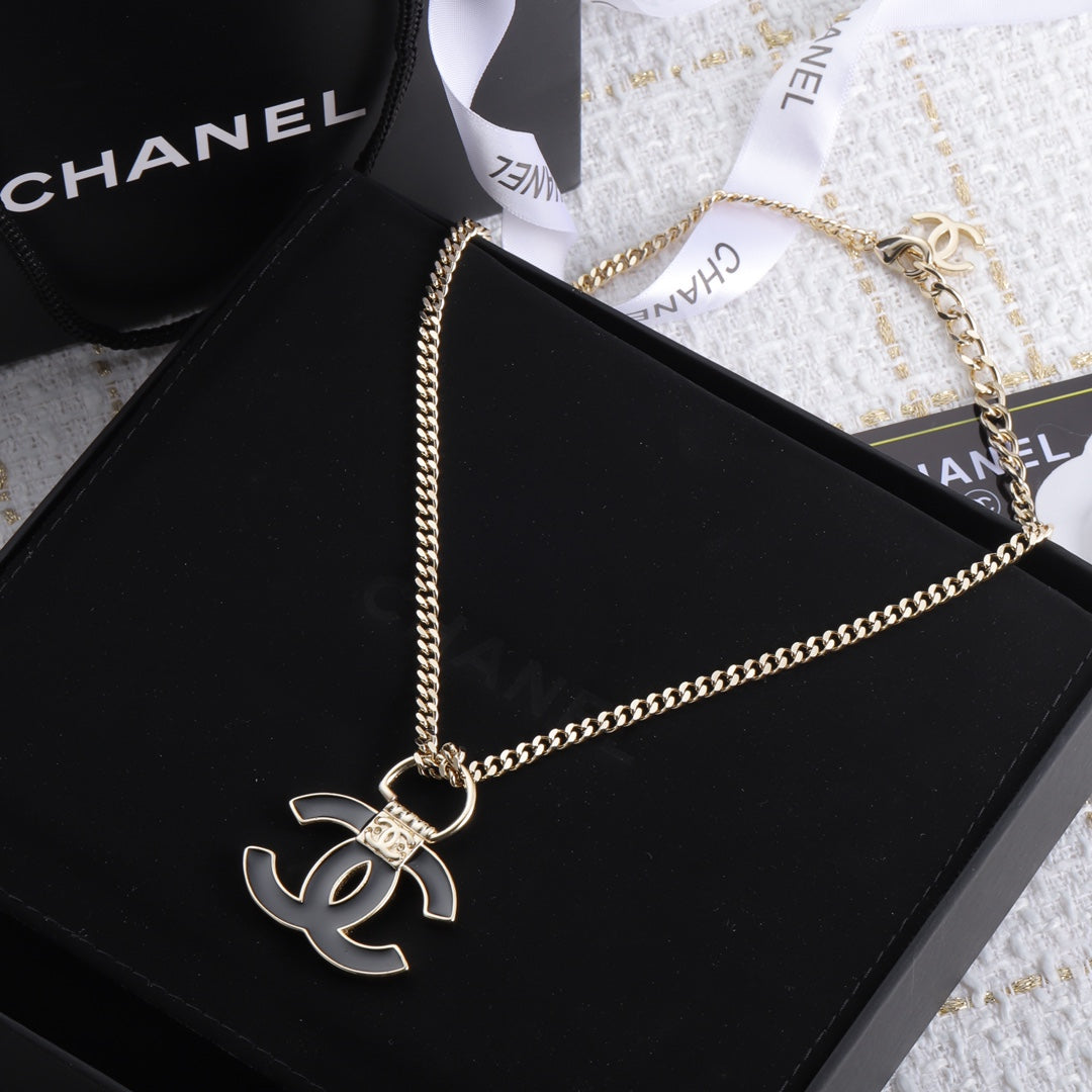 1YC10DE Stylish Necklaces