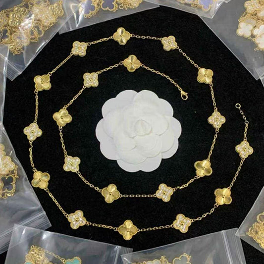 585NVA28XDE Stylish Necklace