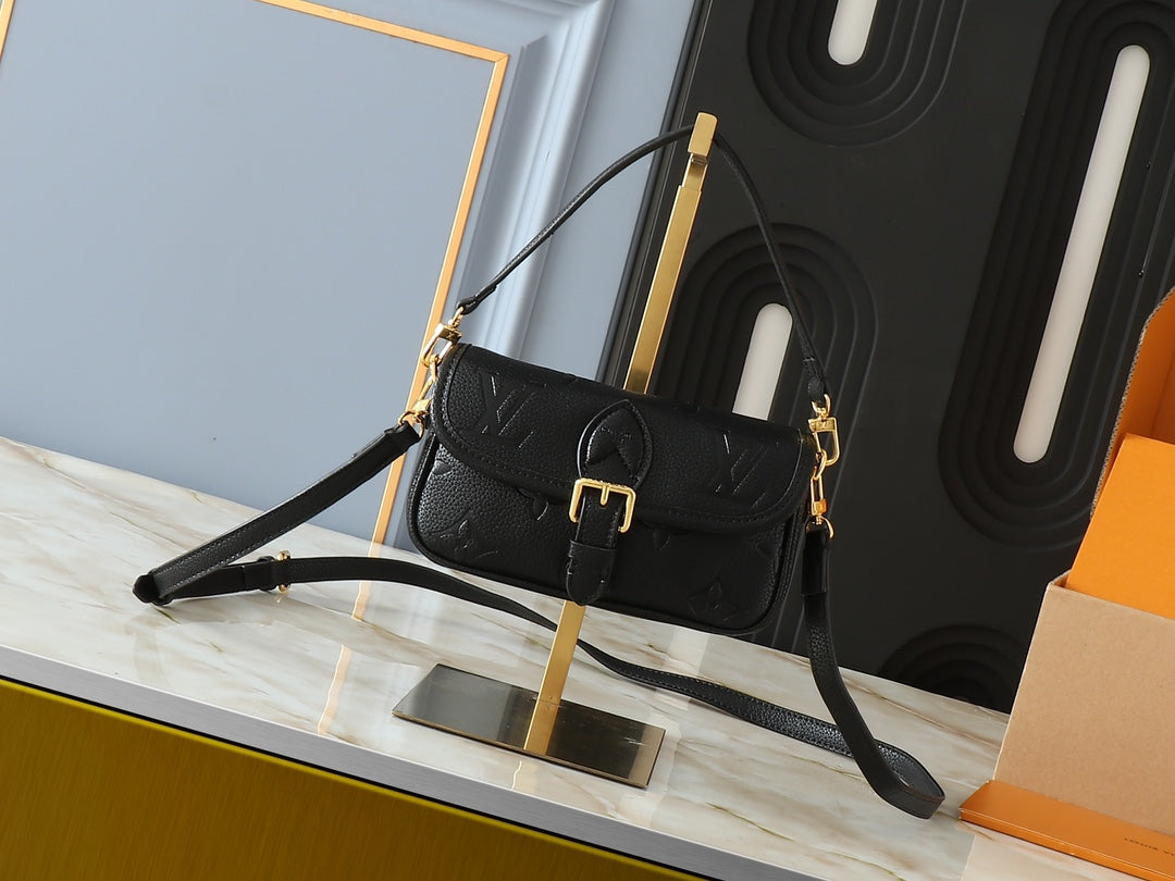 15XE3BDE Stylish leather bag