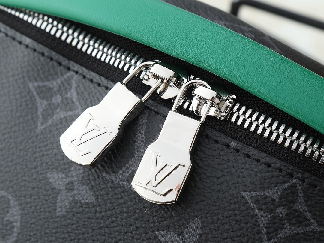 15RE35BDE Stylish leather bag