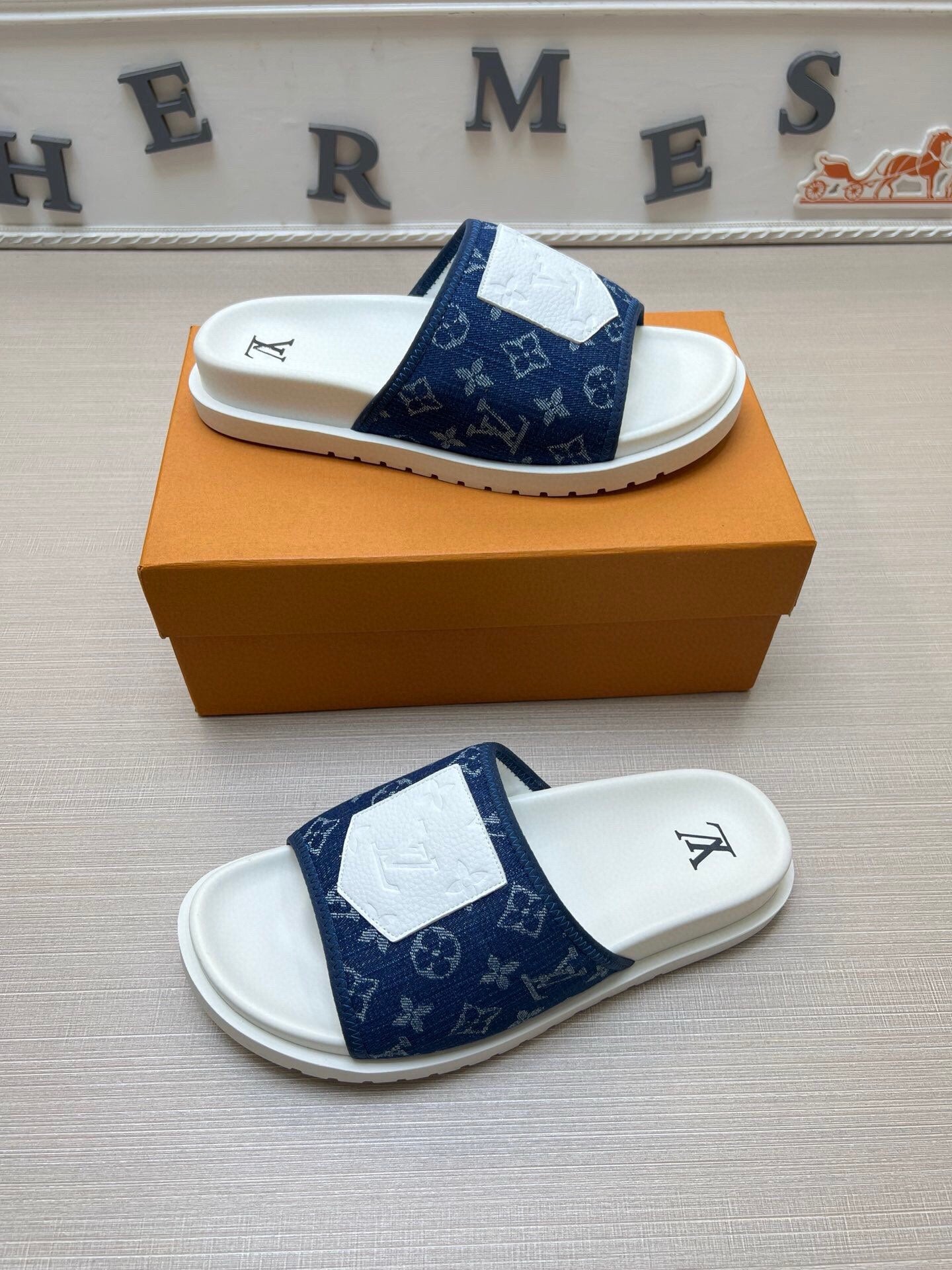 5WE252ZDE Stylish Slippers