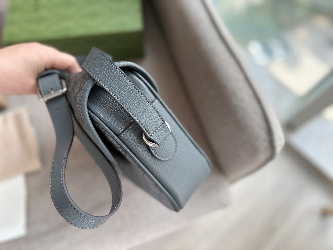 6XB206BDE Stylish leather bag 