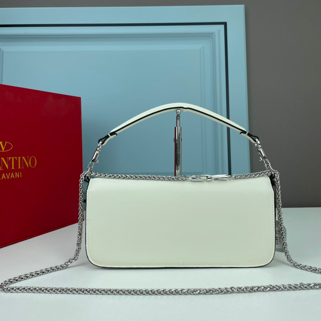 1WVL114BDE Stylish leather bag