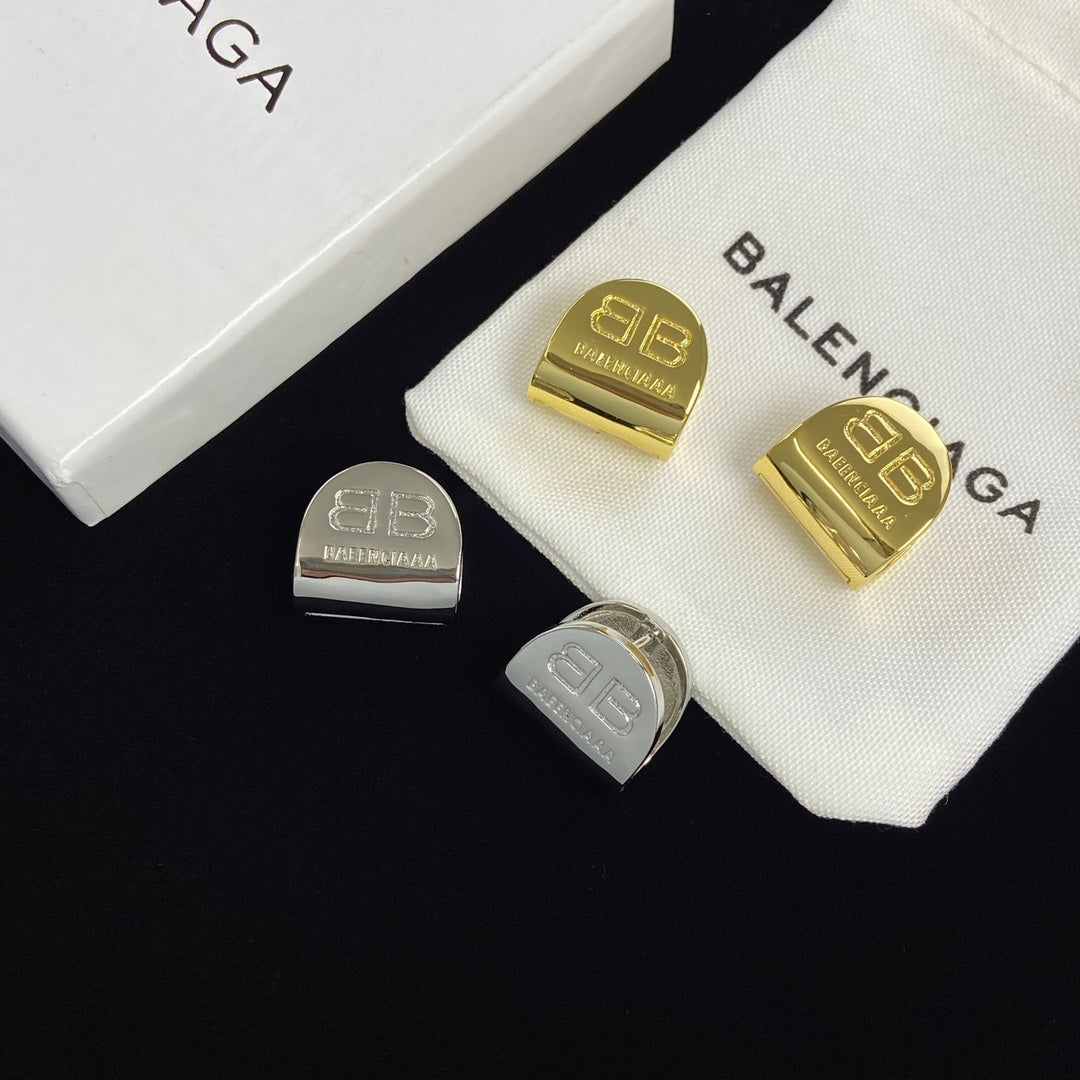 14J144EDE Stylish Earrings