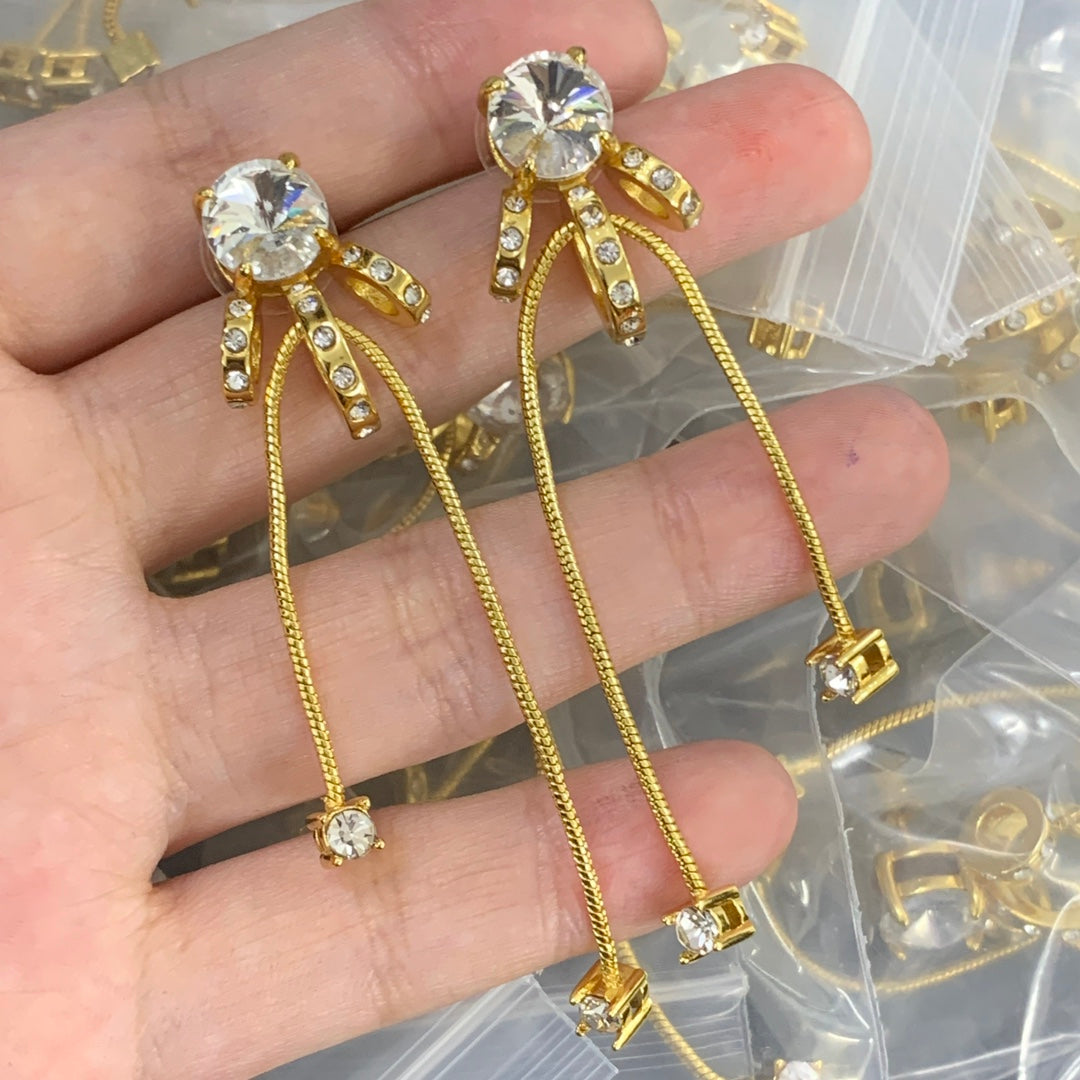 84A74EDE Stylish Earrings