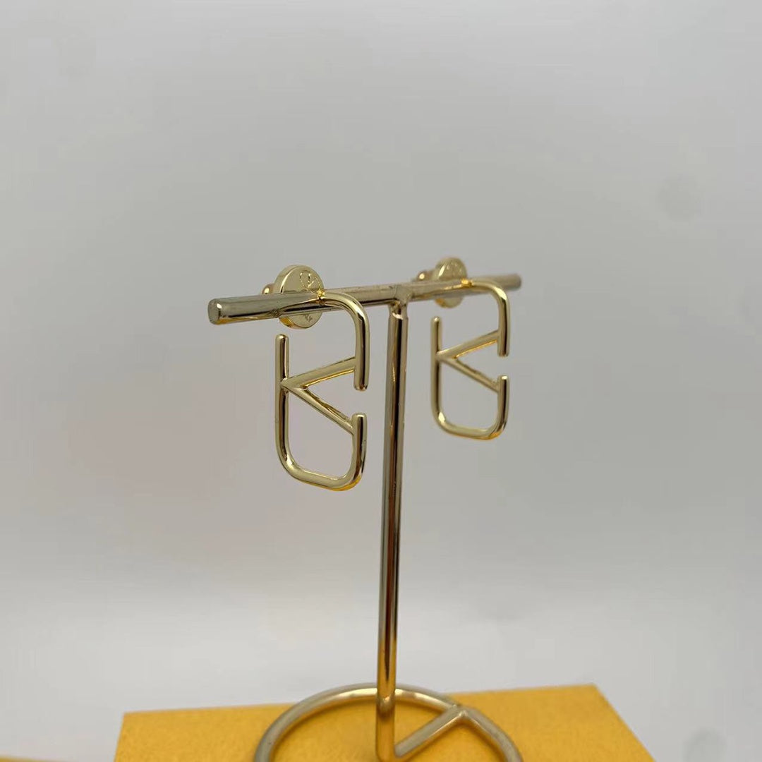 1XVL401EDE Stylish Earrings