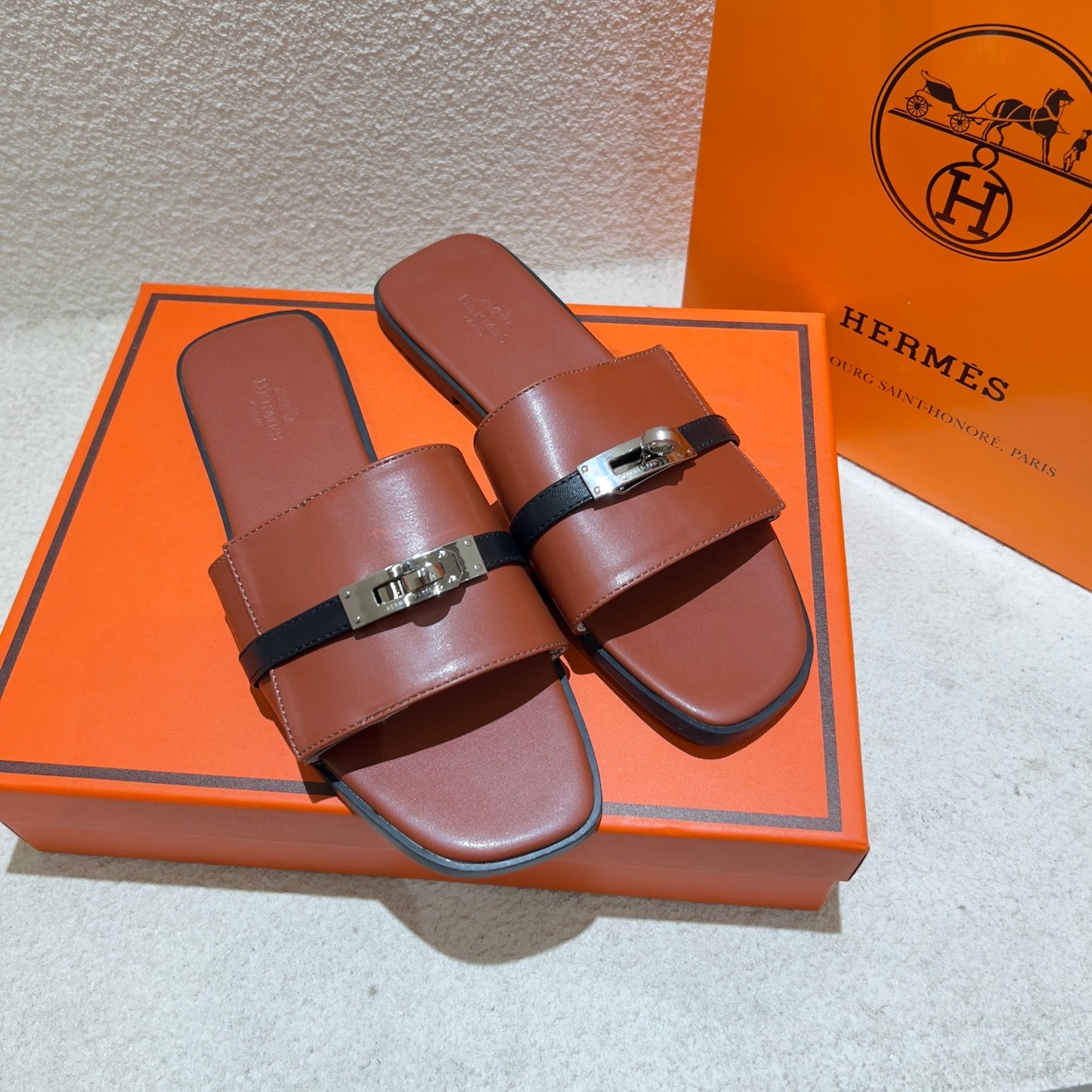 14H201ZDE Stylish Slippers