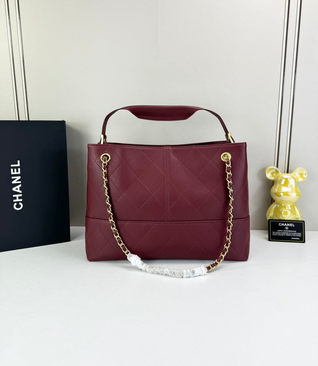 15RC65BDE Stylish leather bag