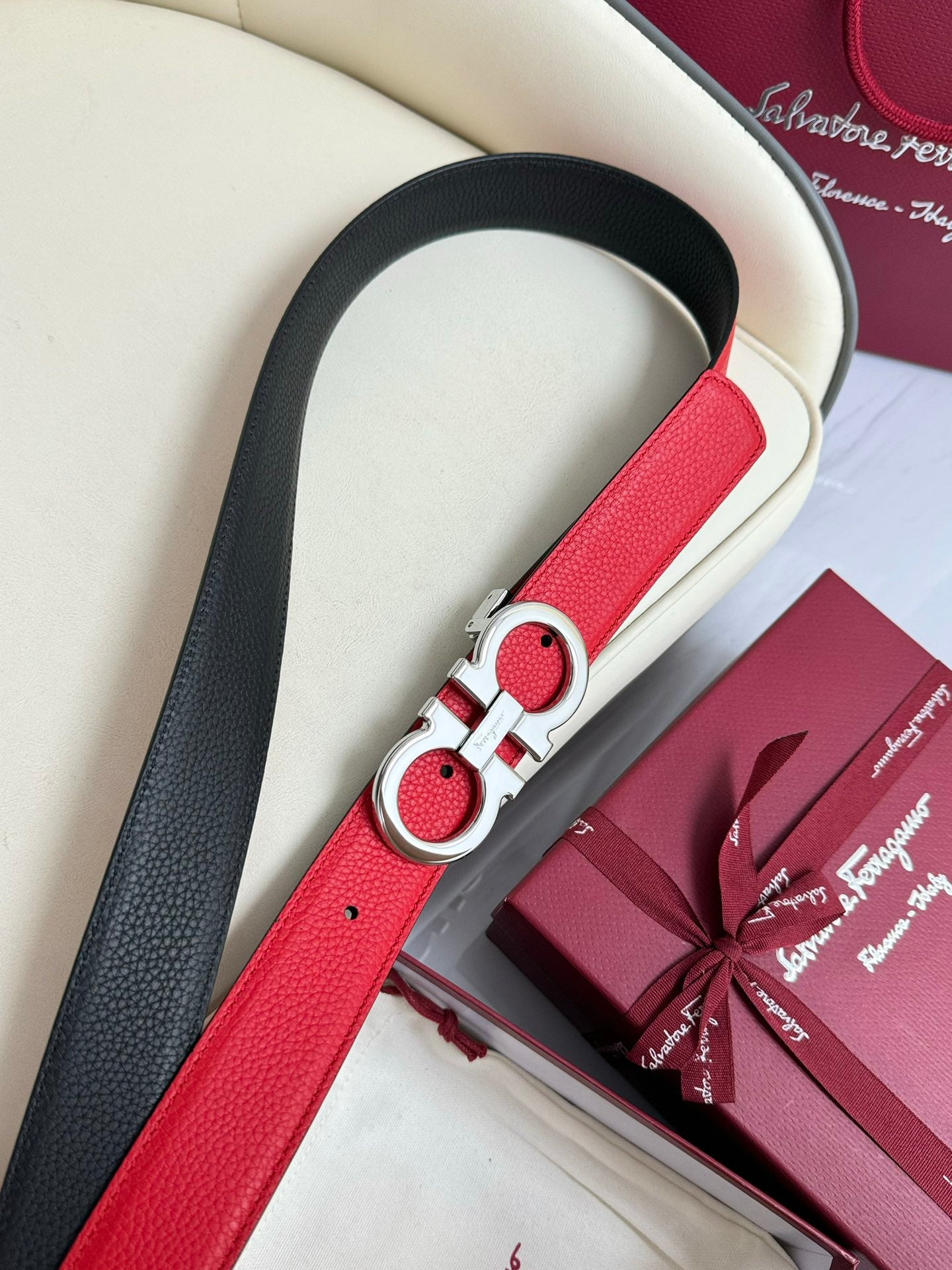 1WK175PDE Stylish  High quality belt With full package
