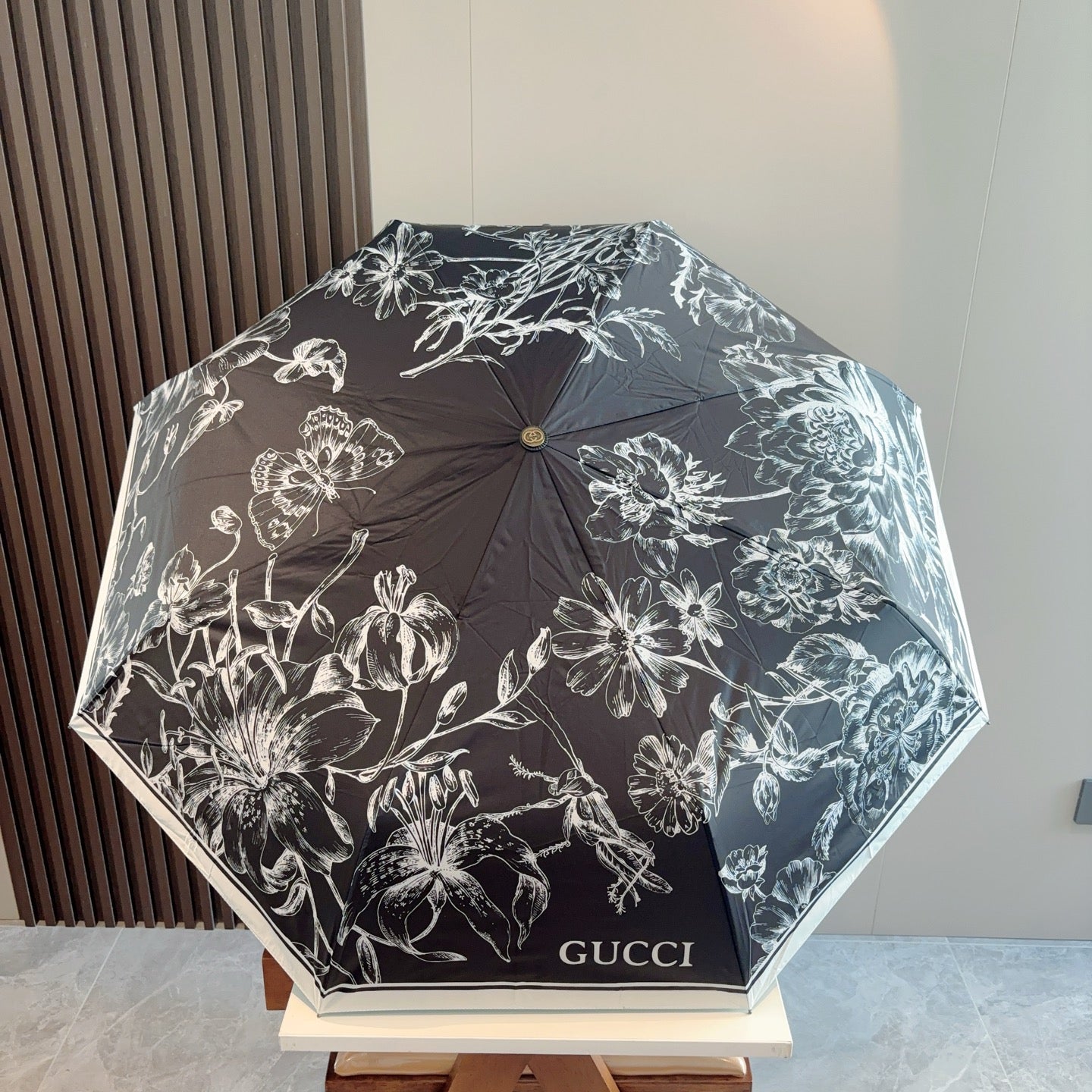 15RB117SDE Stylish UV resistant umbrella