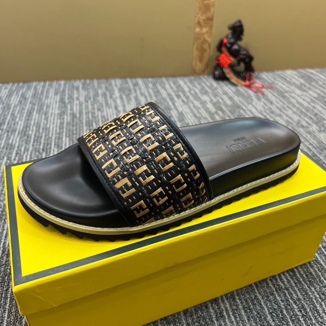 5XF104ZDE Stylish Slippers