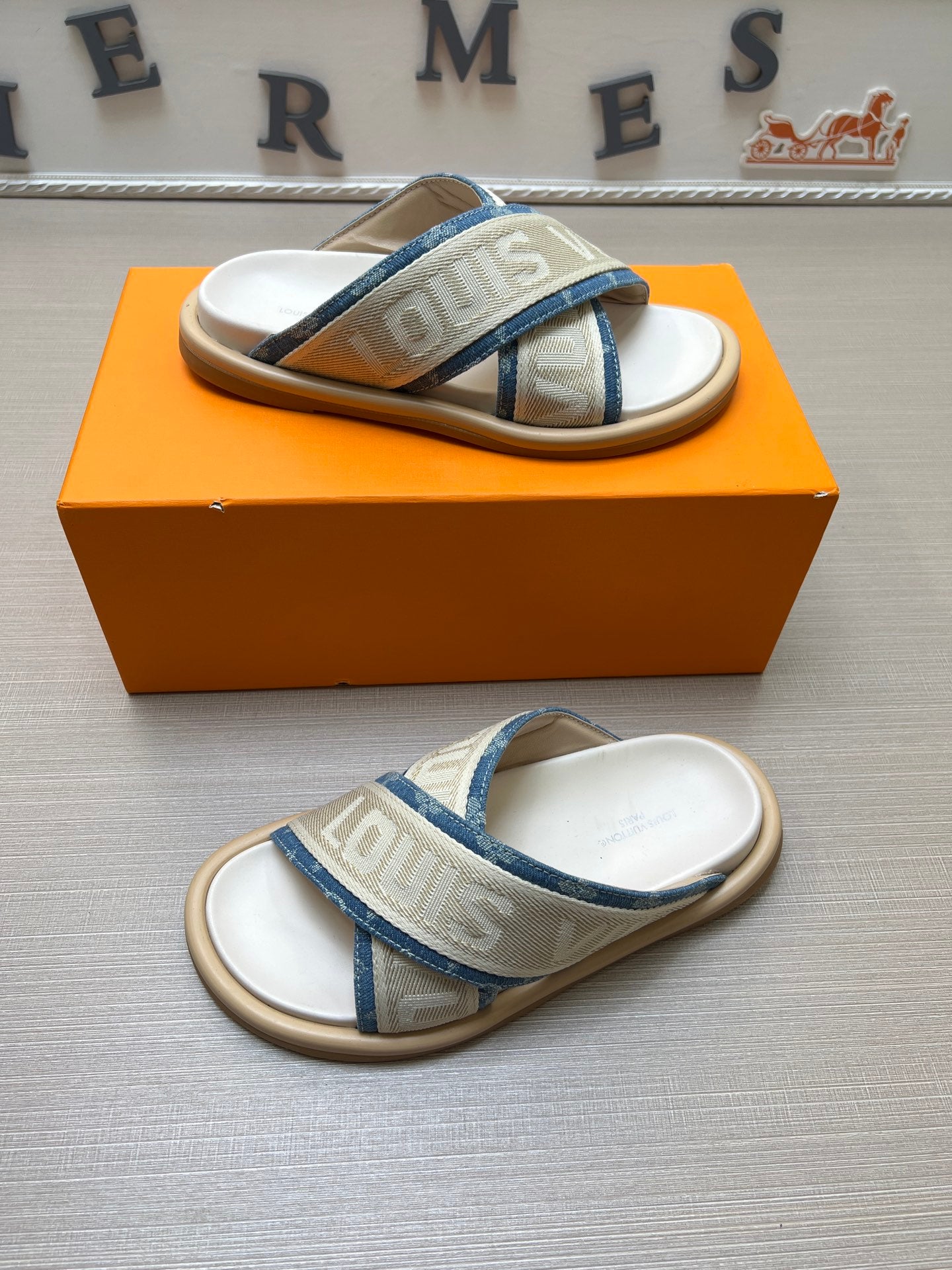 535ZE274ZDE Stylish Slippers