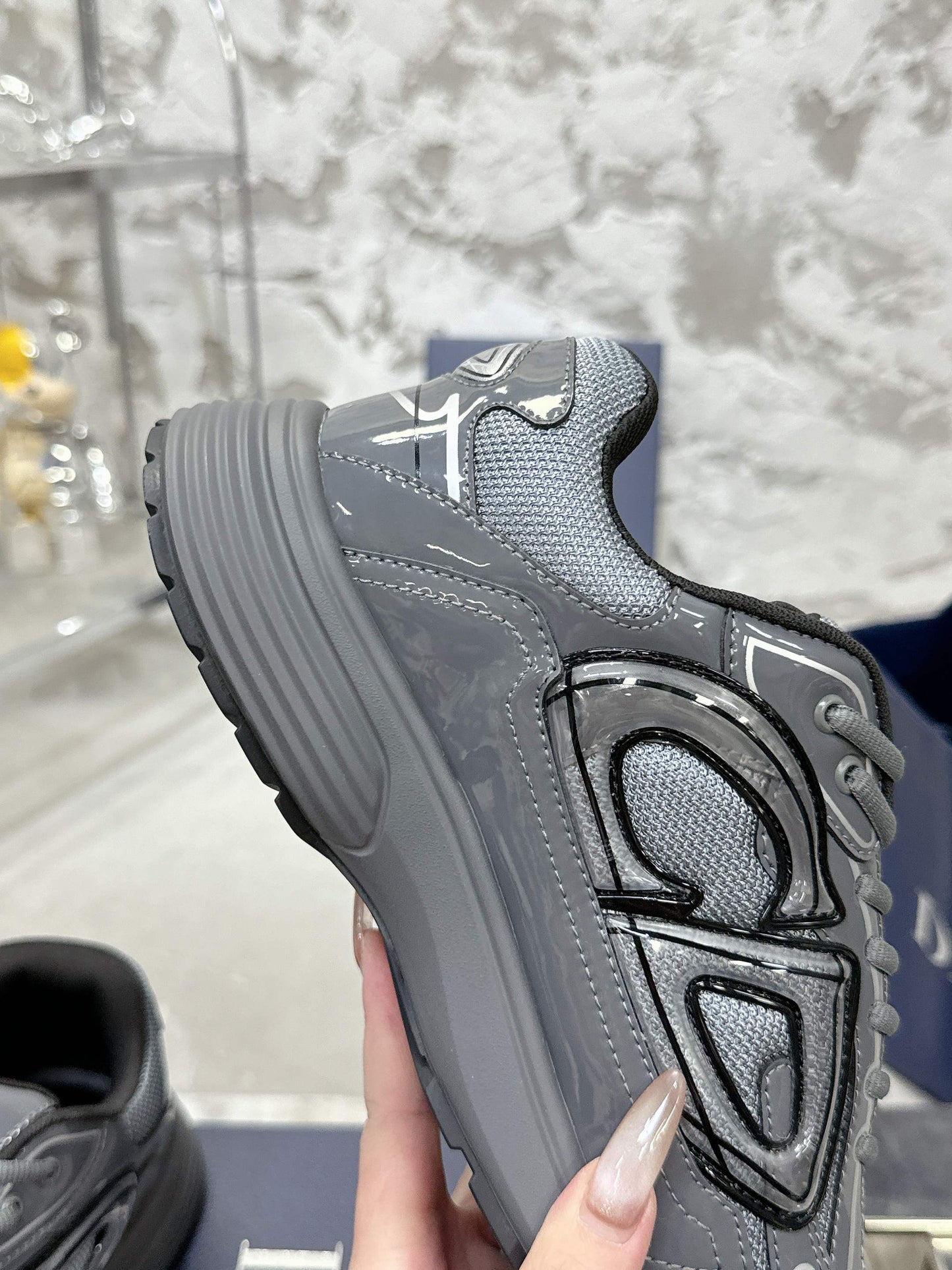 245RD2ZDE Stylish Sneakers