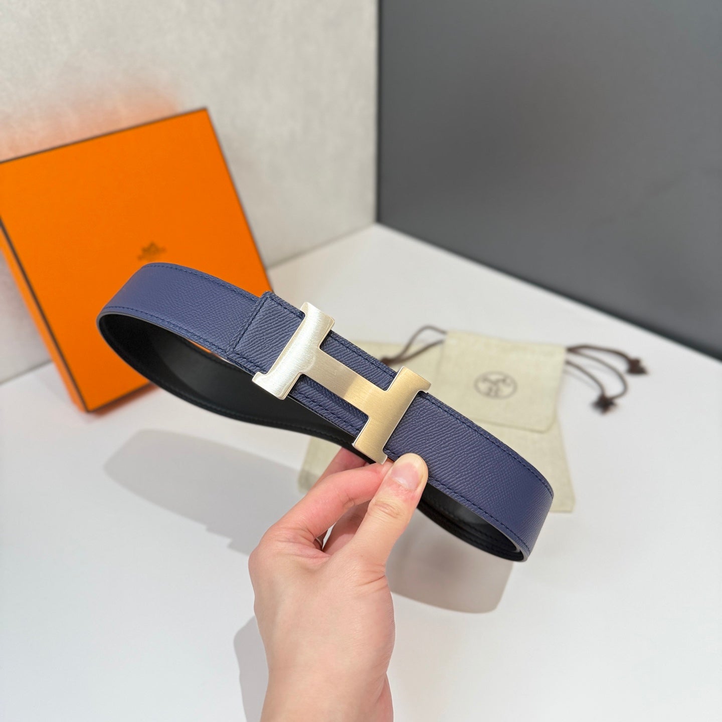 155RH231PDE Stylish  High quality belt With full package