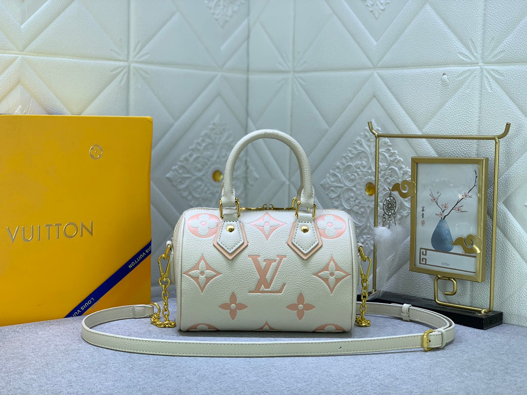 2XE264BDE Stylish leather bag 