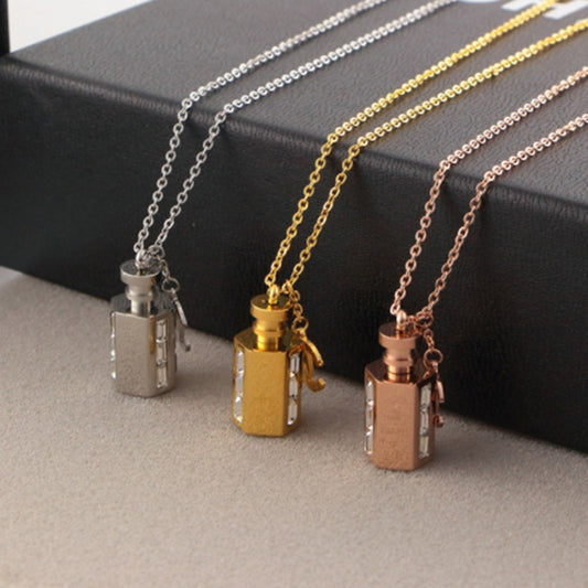 BC82XDE Stylish Necklaces