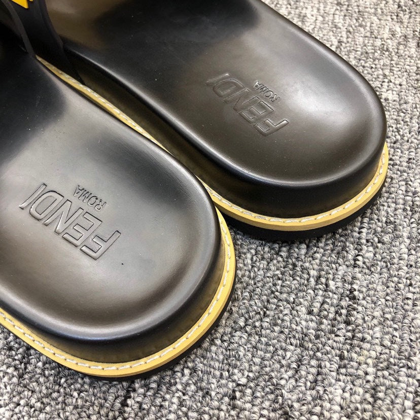 5XF106ZDE Stylish Slippers